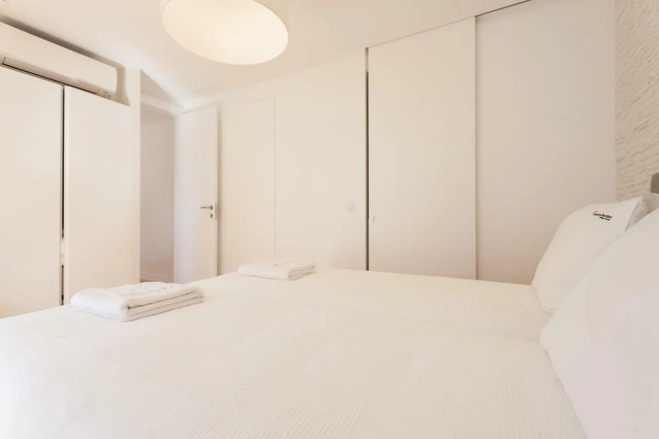 Апартаменты Flh Portas Do Sol Cozy Flat Лиссабон